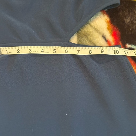 Elegant Asymmetrical One-Shoulder Dress in Navy - Picture 4 of 6